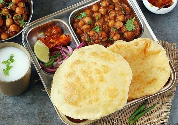 Chana Bhatura