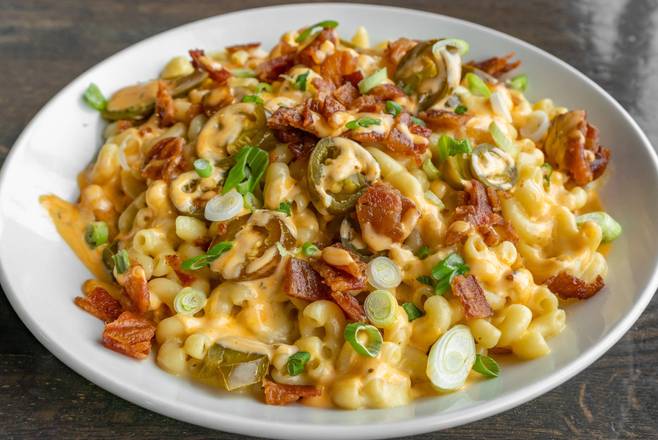 Let’s Get Twisted Mac & Cheese Fries Poutine