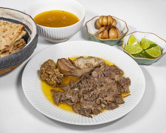Lamb Platter 1 (Meat, Tongue, Eye, Brain & Broth)