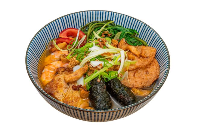 V8 Hai Phong-style Noodles / Banh Da Cua