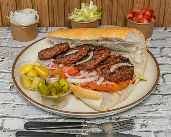 Meatball Sandwich (Yarım Ekmek Kofte)