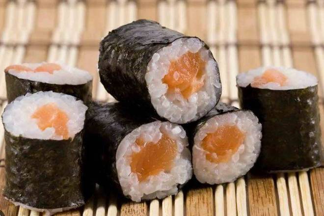 Salmon Roll