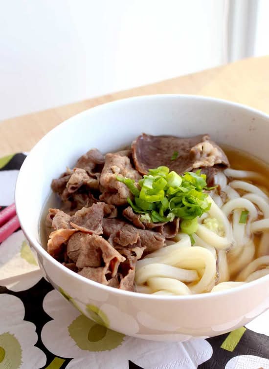 85. Beef(AAA Beef), Chicken, or HK BBQ Pork Udon Soup