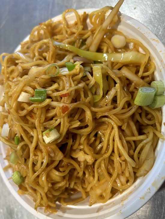 Veg Hakka Noodles