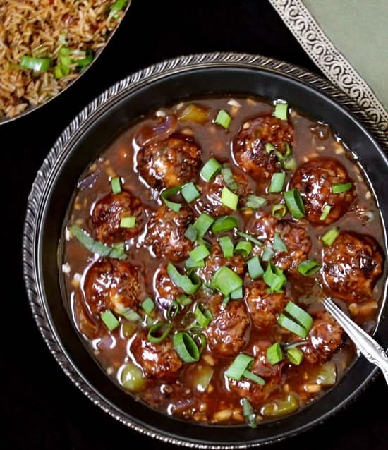 Vegetable Manchurian (Dry / Gravy)