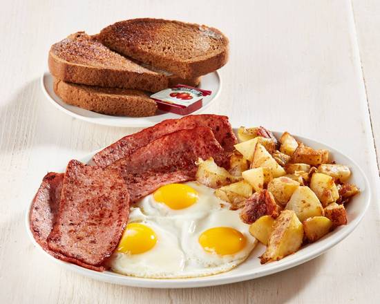 Three Eggs with Turkey Bacon (4)