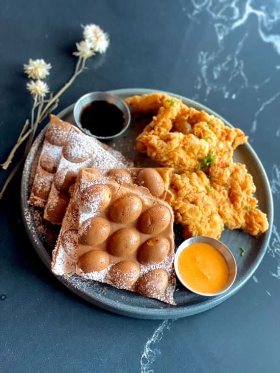 Chicken & Hong Kong Style Egg Waffle