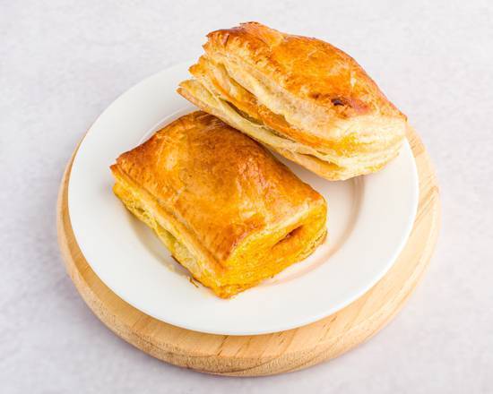 Egg Puffs ( ONE PCS)