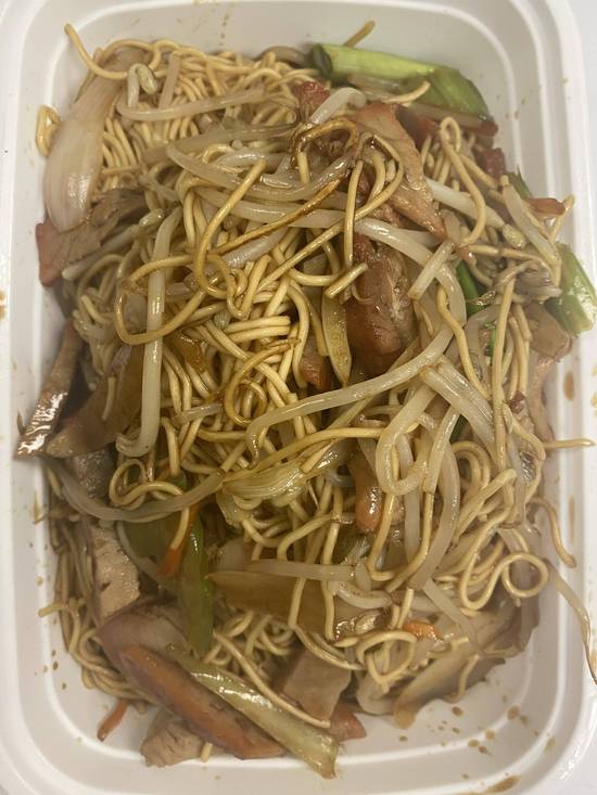 BBQ Pork Lo Mein