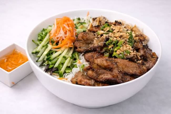 Vermicelles au Porc Grille (Grilled Pork Vermicelli)