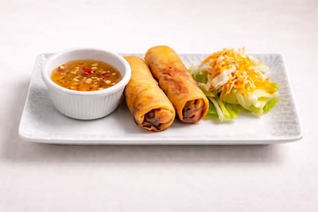 Rouleaux Impériaux au Porc (2 mcx) (Pork Imperial Roll) (2 pcs)