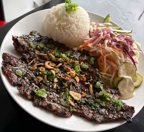 Riz au Boeuf Grillé (Grilled Beef Rice)