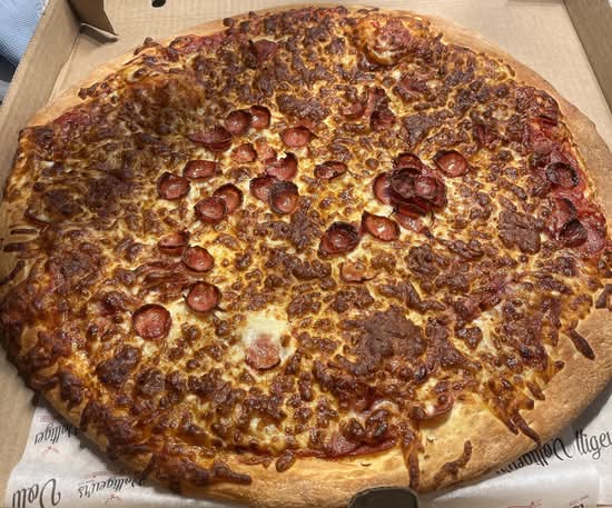 18" jumbo pizza au pepperoni / 18" Jumbo Pepperoni Pizza