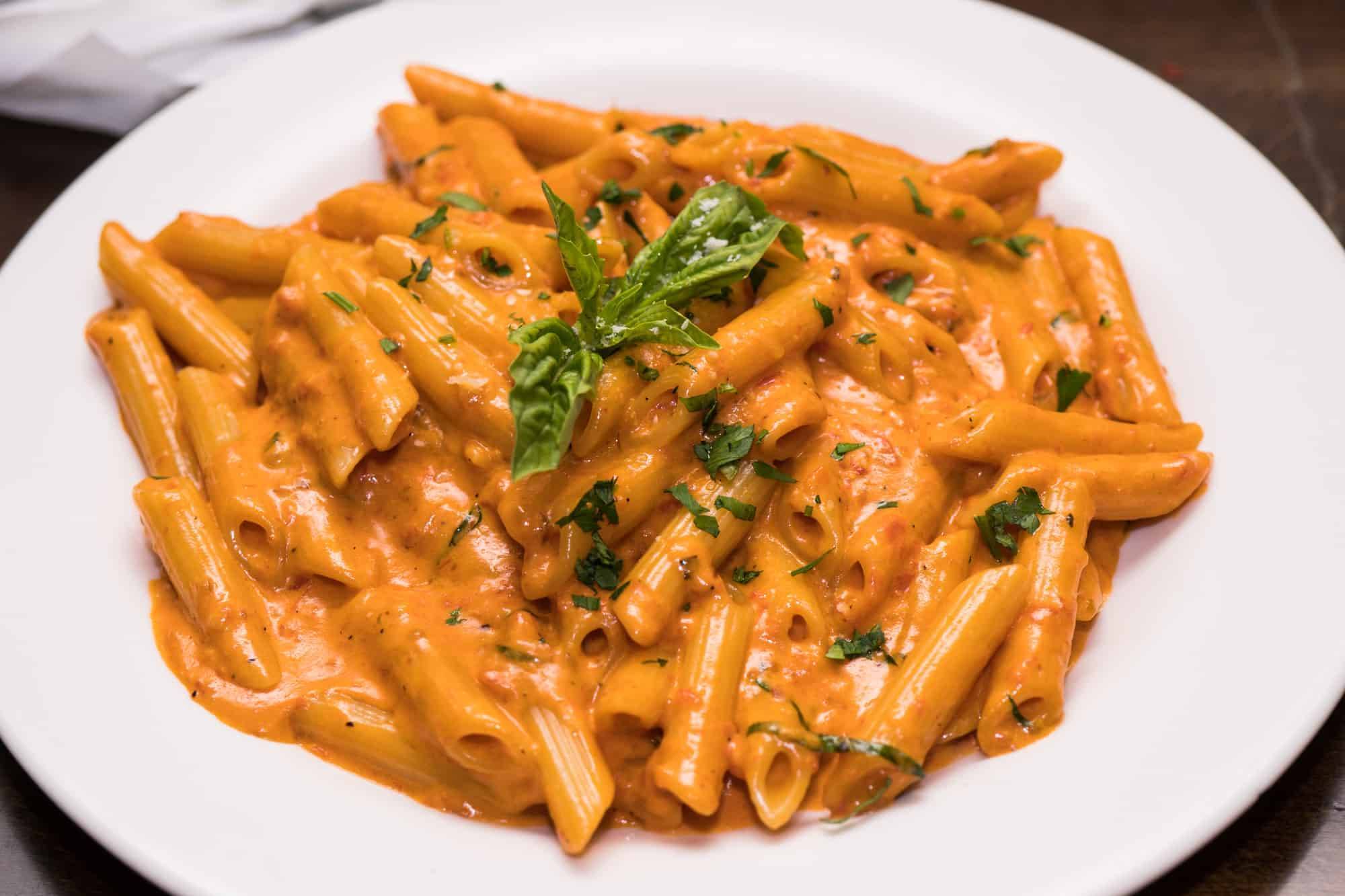 creamy tomato  veg penne pasta