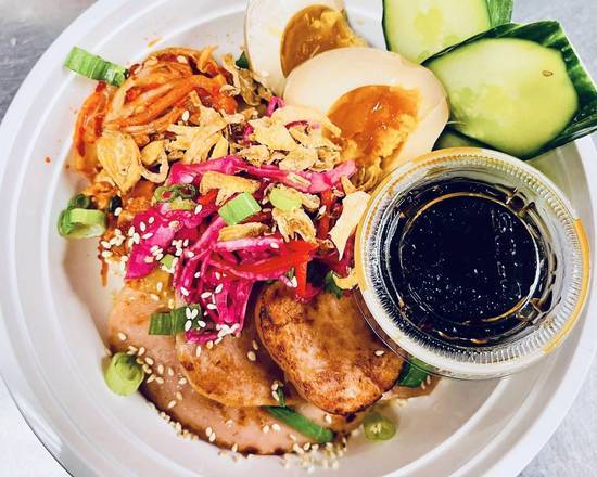 Spam Kimchi Rice Bowl ( Cơm Với Thịt Hộp, Kimchi)