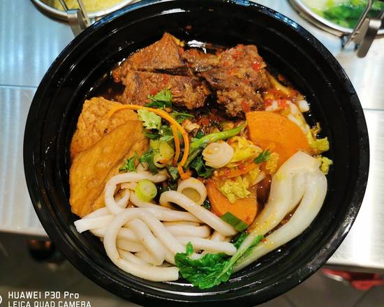 Noodle Soup with Short Ribs Boneless