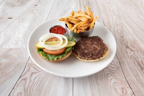 CLASSIC BURGER