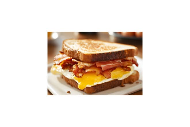Bacon & Egg Sandwich (with Fries)