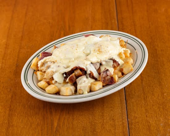 Breakfast Poutine