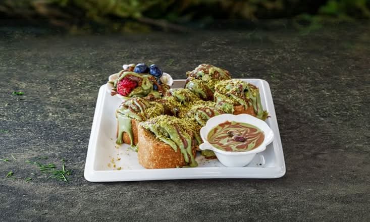Sushi Crepe - Chocolate Pistachio