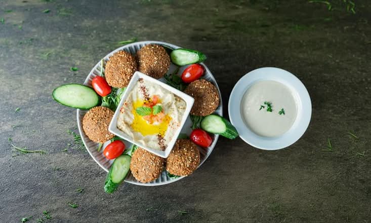 Falafel with Hummus