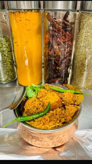 Chicken Biryani boneless chicken Large size