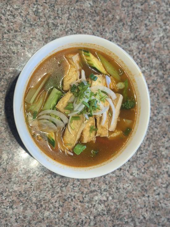 S4. Soupe tom yum Tofu