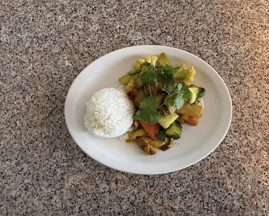 R8. Poulet Saute’s Cari
