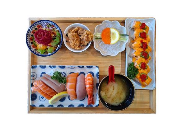 Sushi & Sashimi Combo