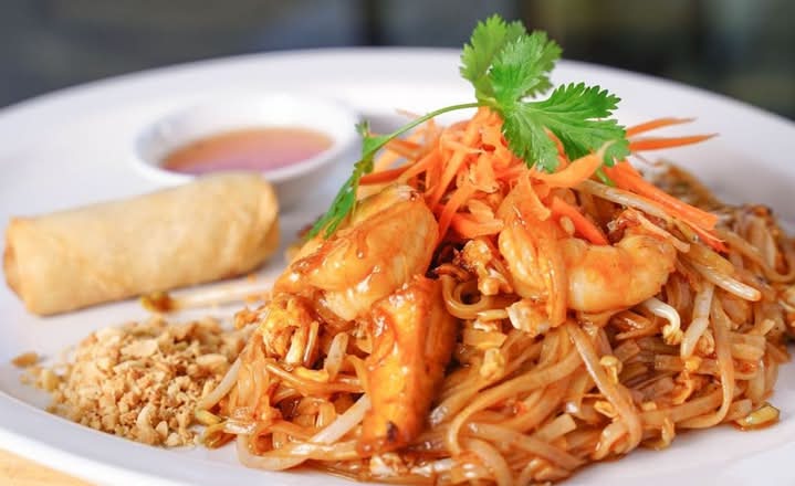 L1. Pad Thai