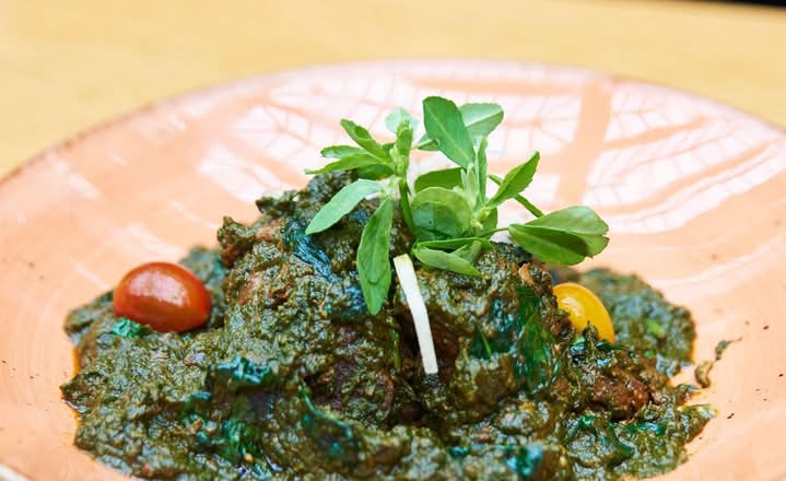 Saag Chicken