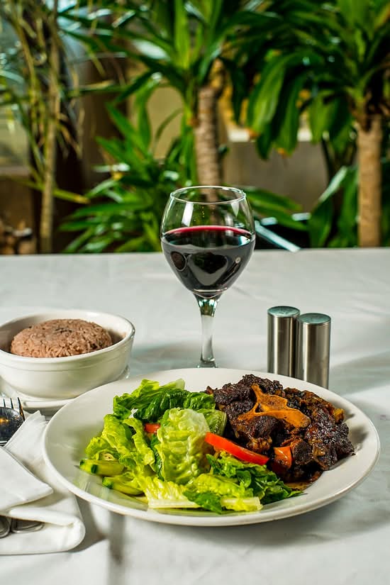 Oxtail with Beans