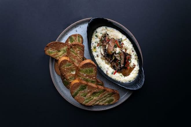Wild Mushroom & Goat Cheese Dip