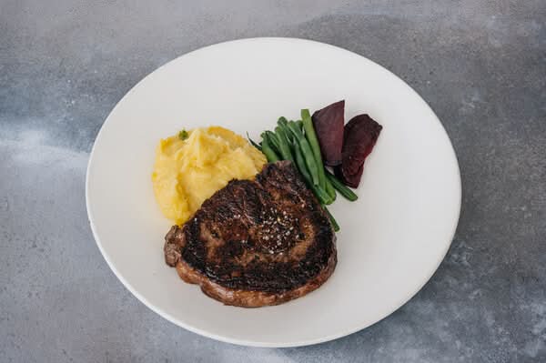 Smoked Rib Eye (13 oz)
