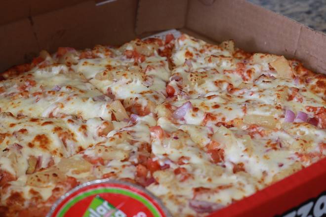 Medium Pizza & wings