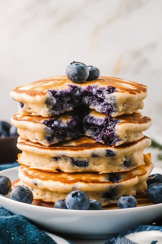 Blueberry Pancakes (3)