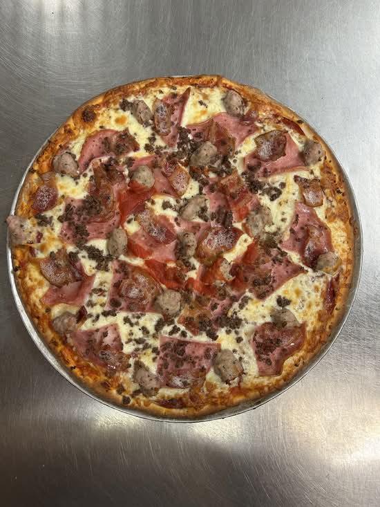 Carnivore Pizza