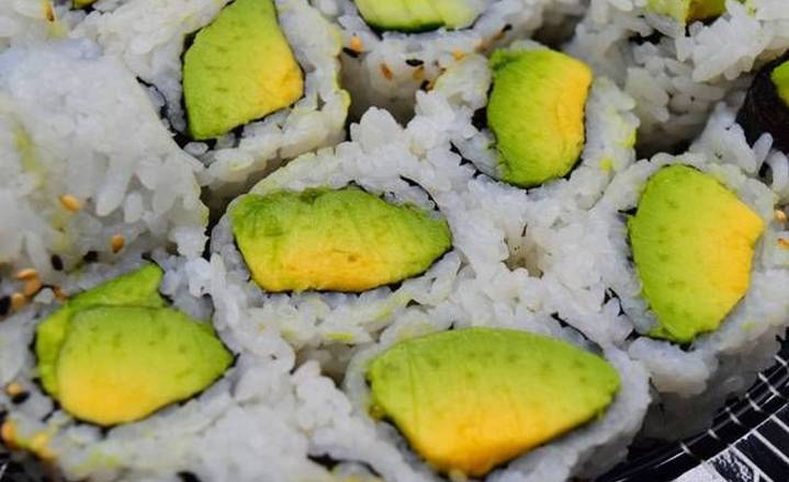 C17. Avocado Maki