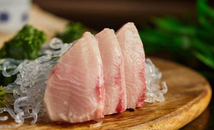 A21 Yellowtail Sashimi