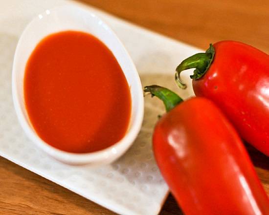 Extra Sriracha Hot Sauce