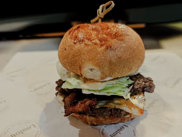 Bacon Cheeseburger