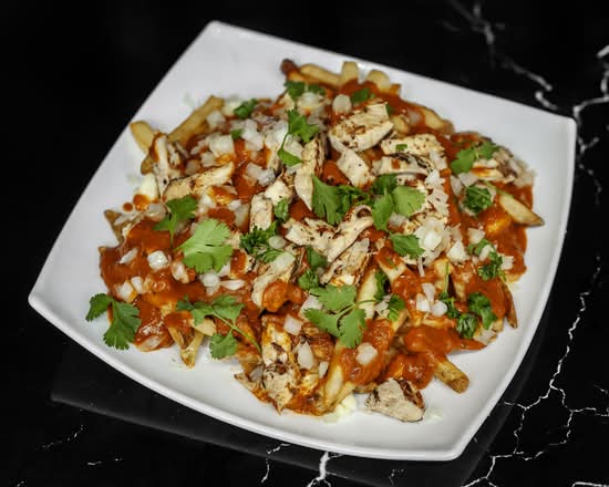 Butter Chicken Poutine