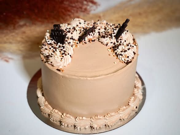 Eggless Chocolate Fudge Cake