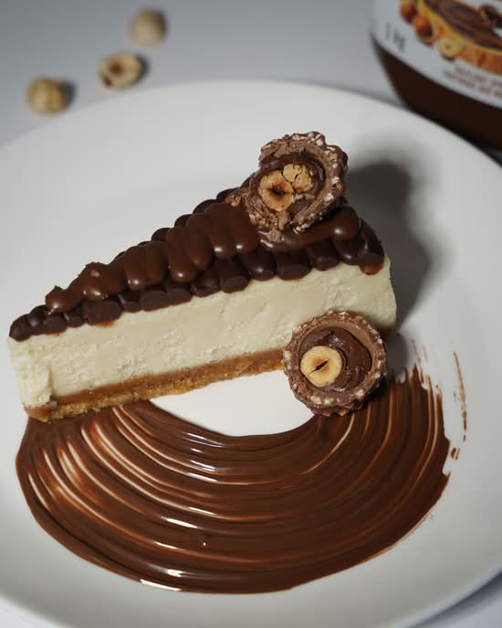 Cheesecake Slice: Hazelnut
