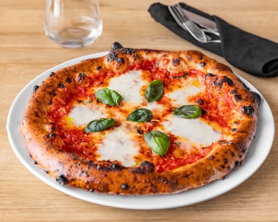 Pizza margherita