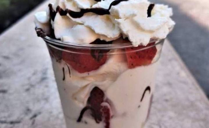 Strawberry Sundae