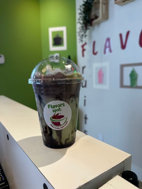 Blueberry Iced Matcha with Cold Foam (Regular)