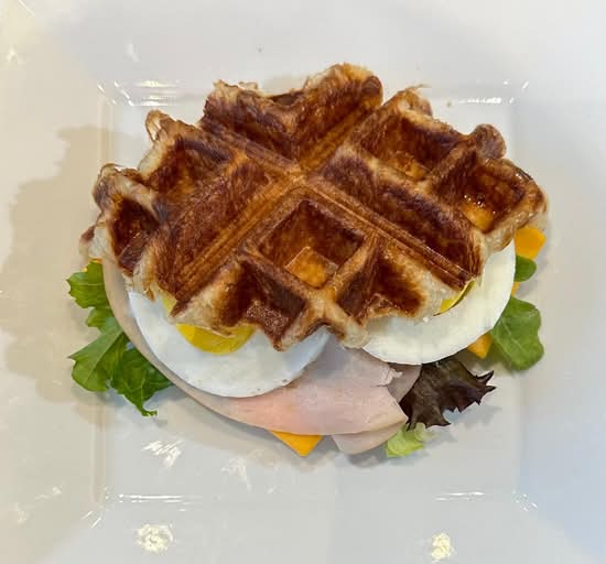 Smoked turkey croffle