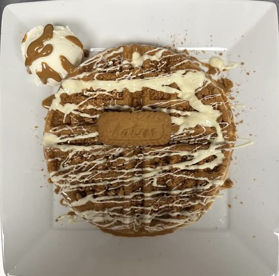 Biscoff Delight Waffle (Regular)