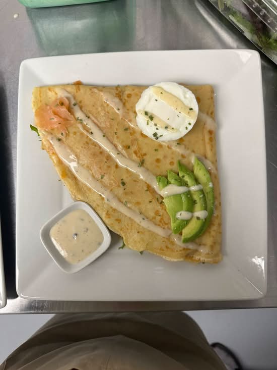 Salmon Deluxe Crepe (Regular)